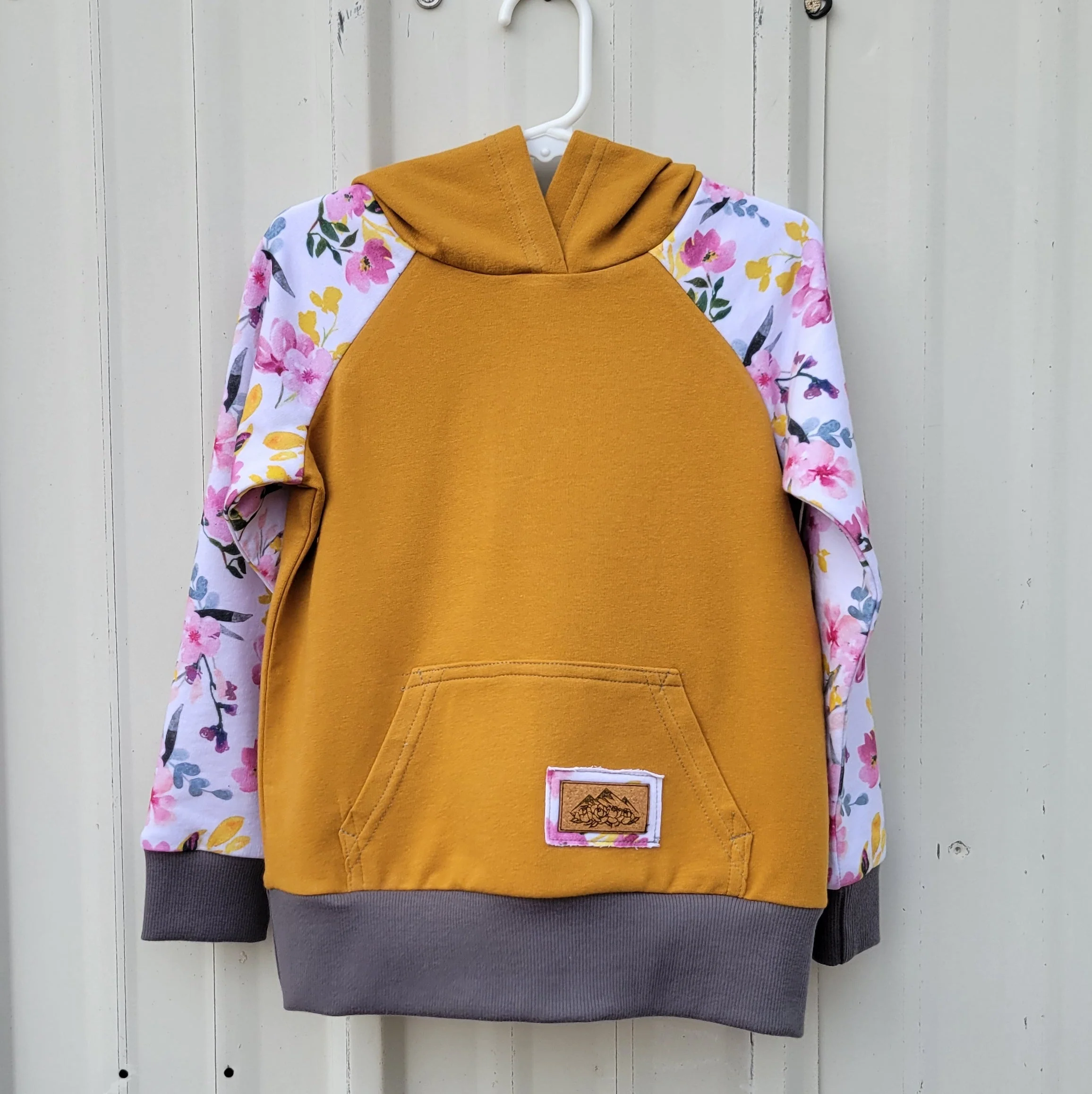 Kids Hoodie – Gold/Magenta Floral