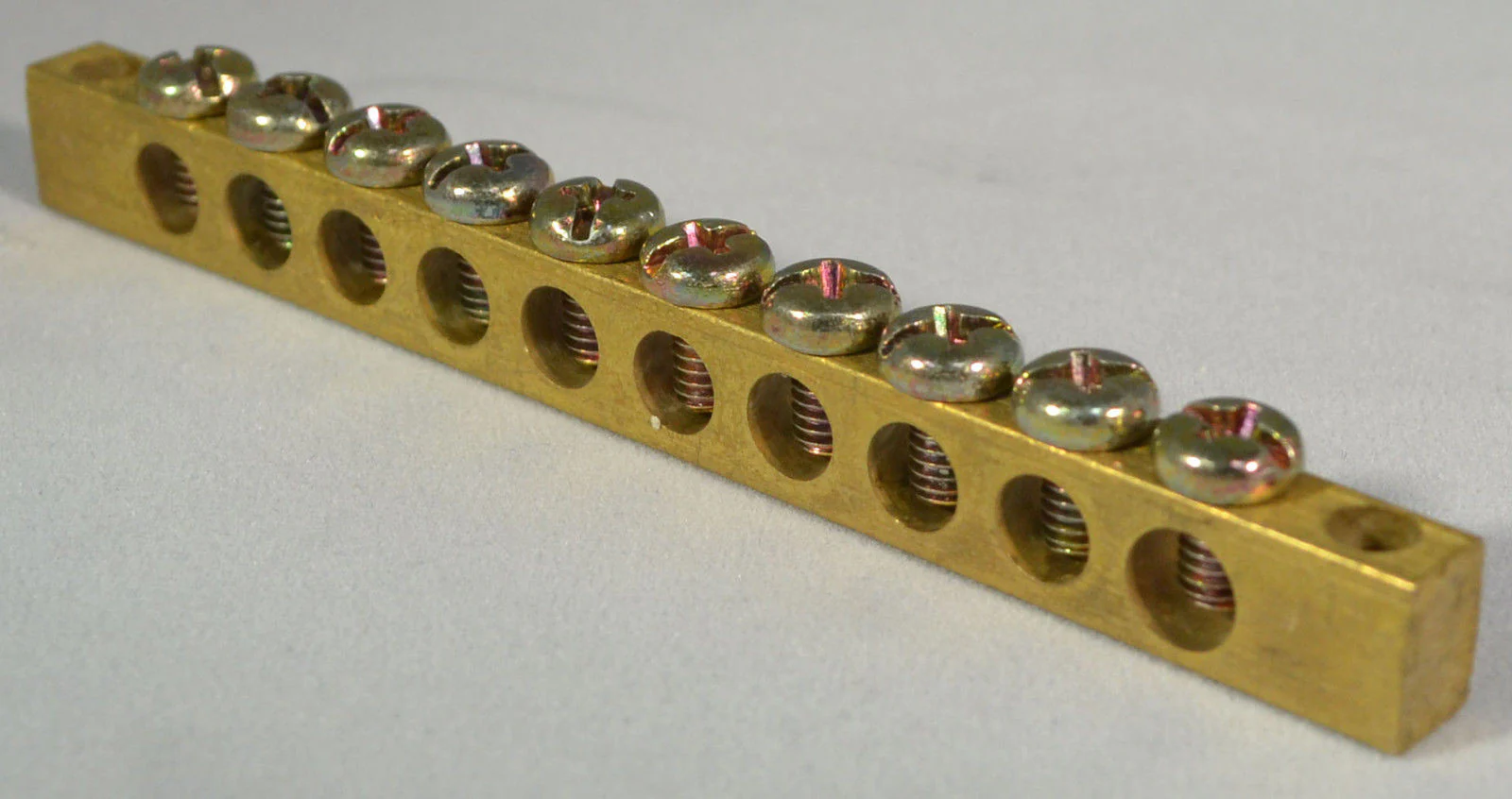 SUNS International G-9610 10 Terminal Grounding Bus Bar