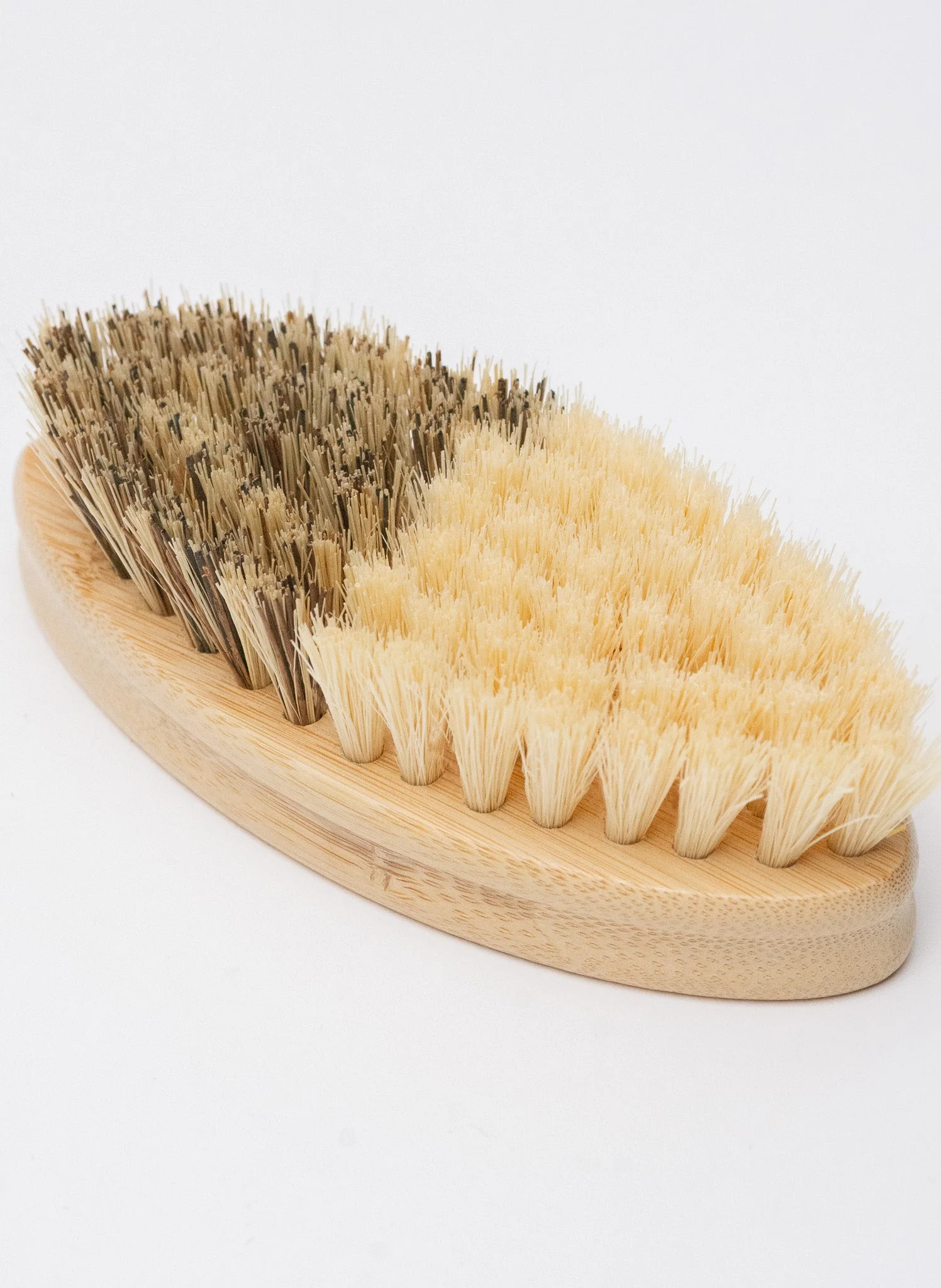 CASA AGAVE® Duo Tone Vegetable Brush | General Cleaning – No Tox Life®