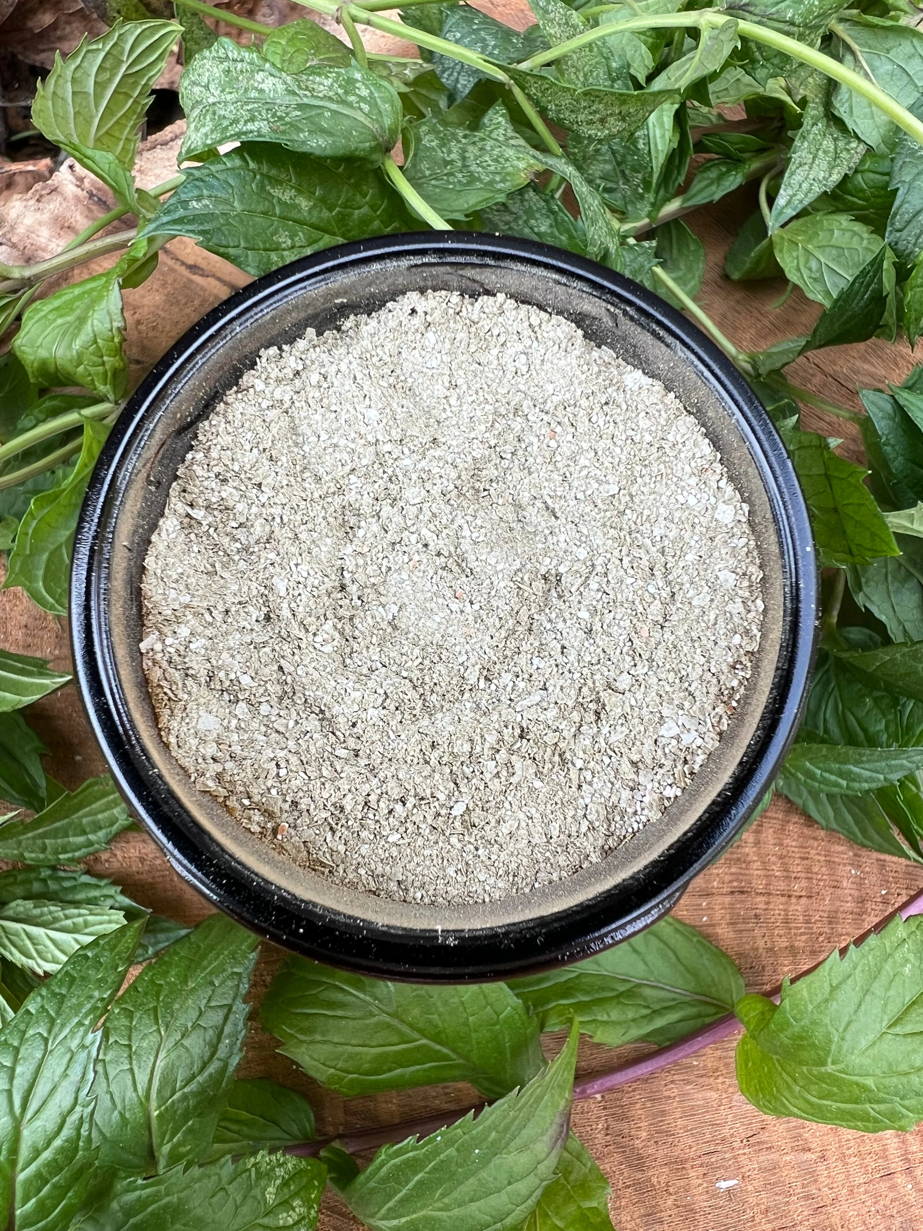 Remineralizing Tooth Powder (2 oz)